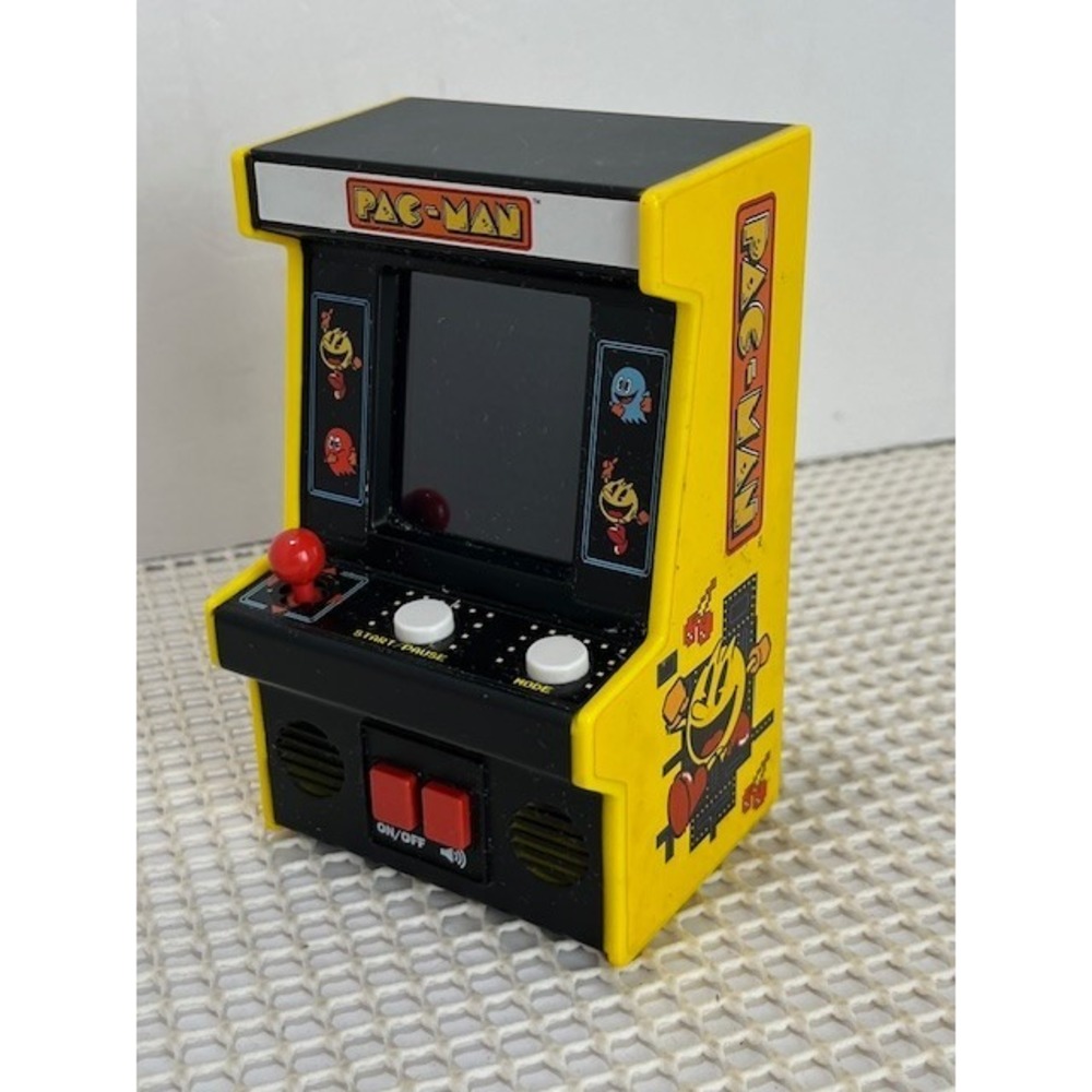 Pac-Man Mini Hand Held Arcade Game‎ Bandai Namco Tested & Works
